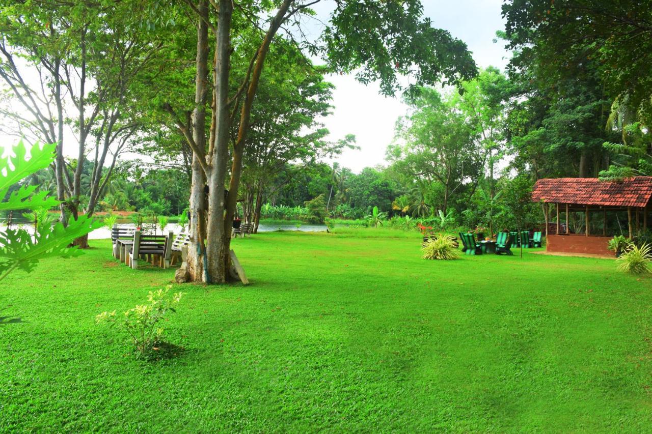 Canal Side Safari Resort اوداوالاوي المظهر الخارجي الصورة