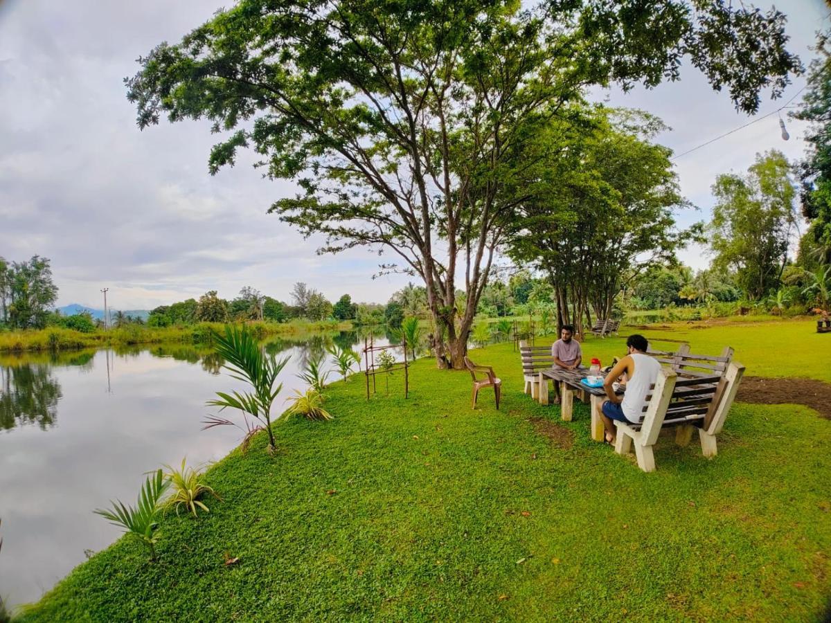 Canal Side Safari Resort اوداوالاوي المظهر الخارجي الصورة
