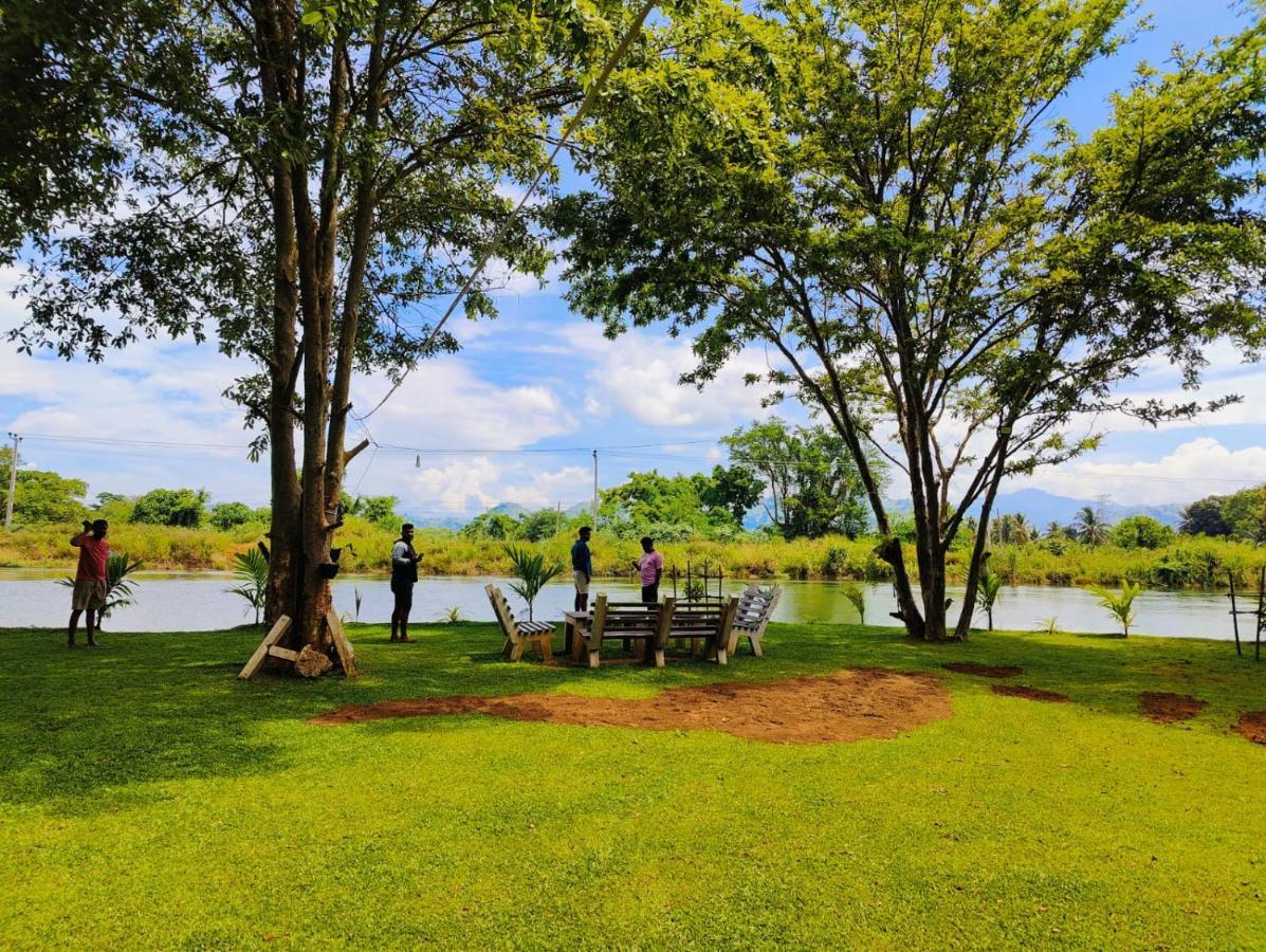 Canal Side Safari Resort اوداوالاوي المظهر الخارجي الصورة