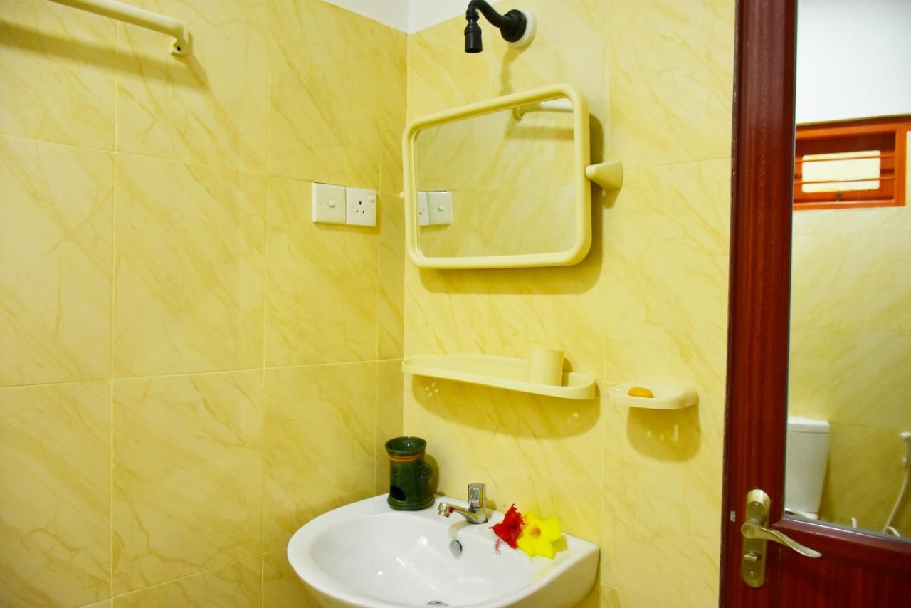 Canal Side Safari Resort اوداوالاوي المظهر الخارجي الصورة