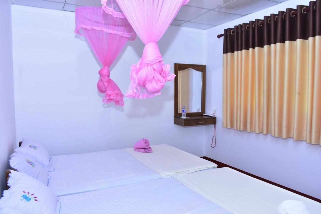 Canal Side Safari Resort اوداوالاوي المظهر الخارجي الصورة